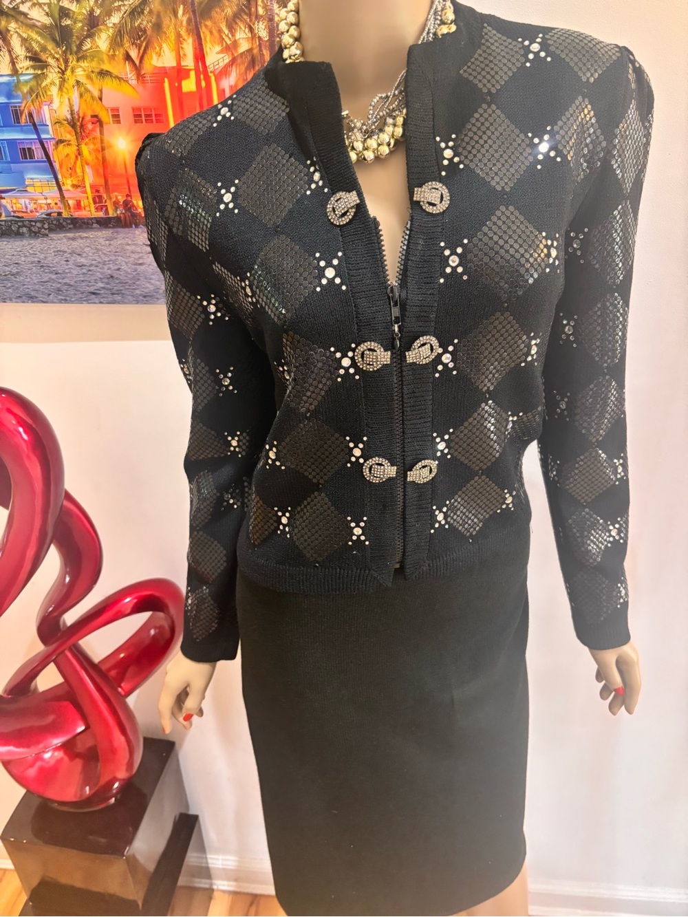 St. John Black Sequined Diamond Knit skirt suit paillettes studs 10 M crystals - Picture 7 of 14